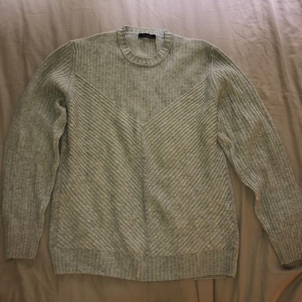 men’s gray sweater